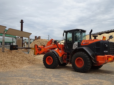 工場内　フォークリフト及びローダーオペレーター　募集　日払いOK
