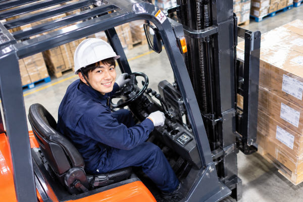 札幌市東区／製造工場／長期バイト/リフト業務／日払い/高時給